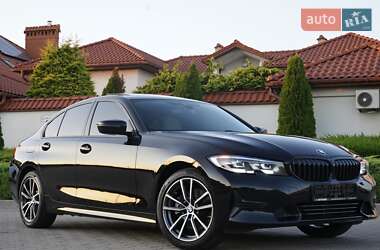 Седан BMW 3 Series 2019 в Одесі