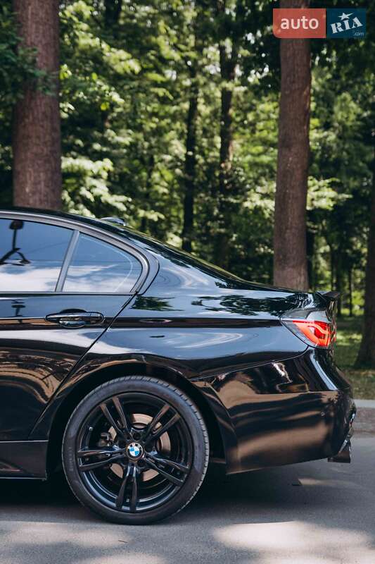 Седан BMW 3 Series 2015 в Івано-Франківську