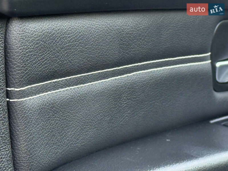 Універсал BMW 3 Series 2015 в Дрогобичі