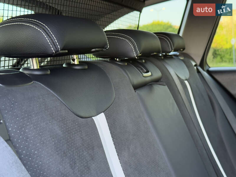 Універсал BMW 3 Series 2015 в Дрогобичі