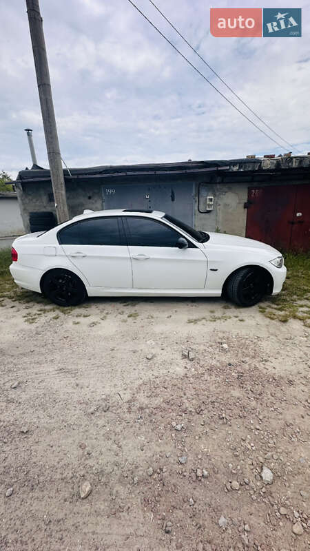 Седан BMW 3 Series 2011 в Ирпене фото 4 Седан BMW 3 Series 2011 в Ирпене
