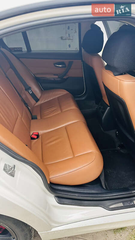 Седан BMW 3 Series 2011 в Ирпене фото 11 Седан BMW 3 Series 2011 в Ирпене