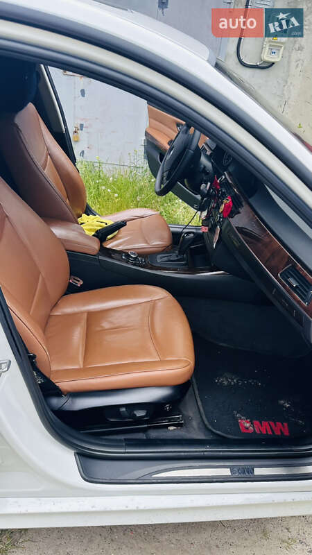 Седан BMW 3 Series 2011 в Ирпене фото 13 Седан BMW 3 Series 2011 в Ирпене
