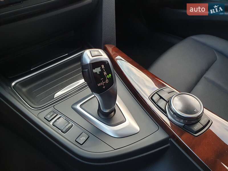 Седан BMW 3 Series 2014 в Кропивницькому