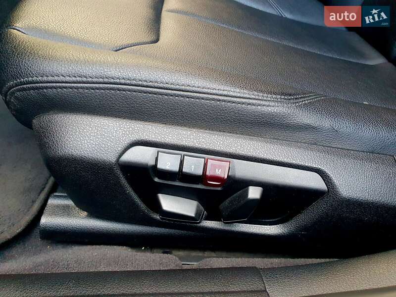 Седан BMW 3 Series 2014 в Кропивницькому