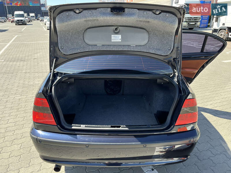 Седан BMW 3 Series 2004 в Ивано-Франковске