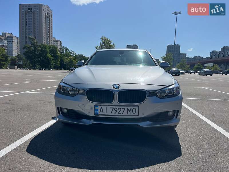 Седан BMW 3 Series 2012 в Киеве фото 5 Седан BMW 3 Series 2012 в Киеве