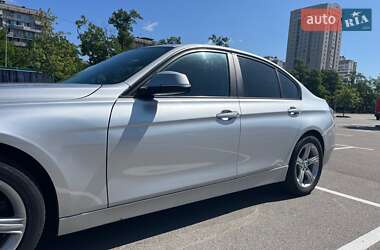 Седан BMW 3 Series 2012 в 