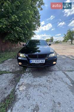 Седан BMW 3 Series 2006 в Прилуках
