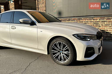 Седан BMW 3 Series 2022 в Одессе