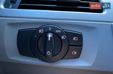 Седан BMW 3 Series 2005 в 