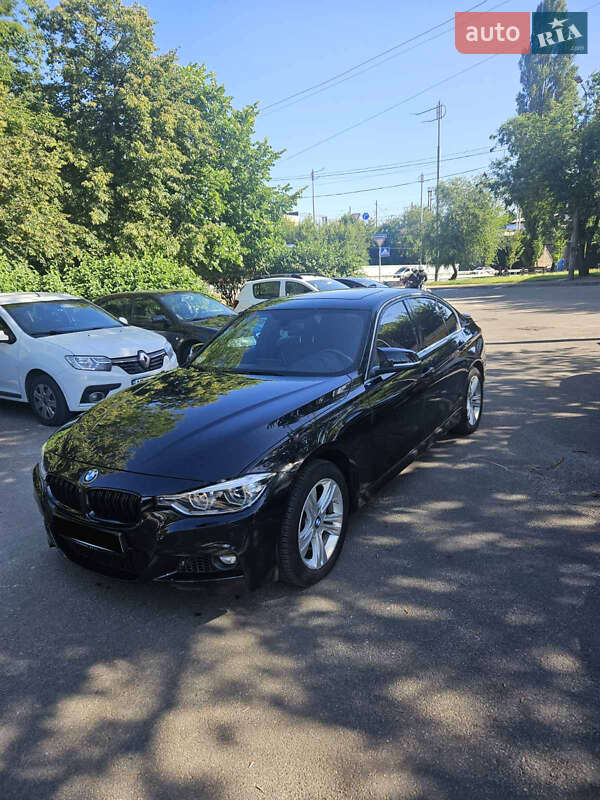 Седан BMW 3 Series 2017 в Києві