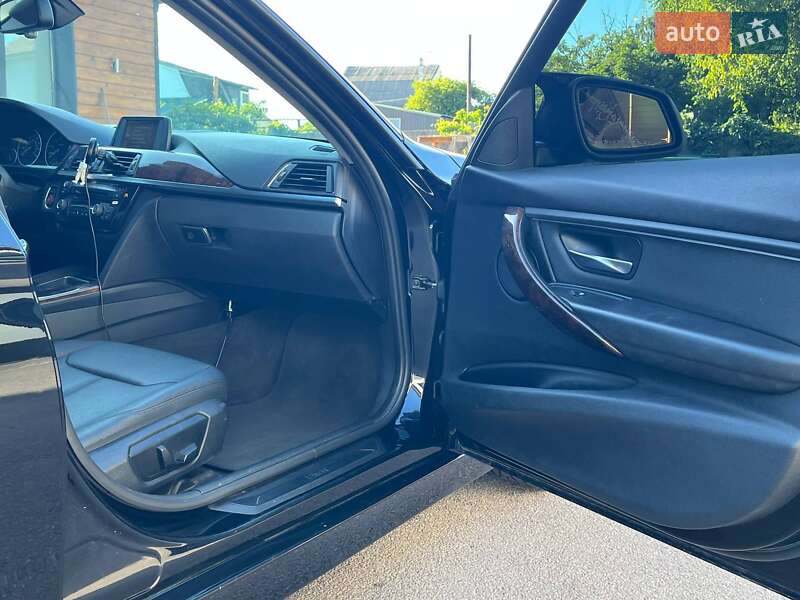 Седан BMW 3 Series 2013 в Житомире
