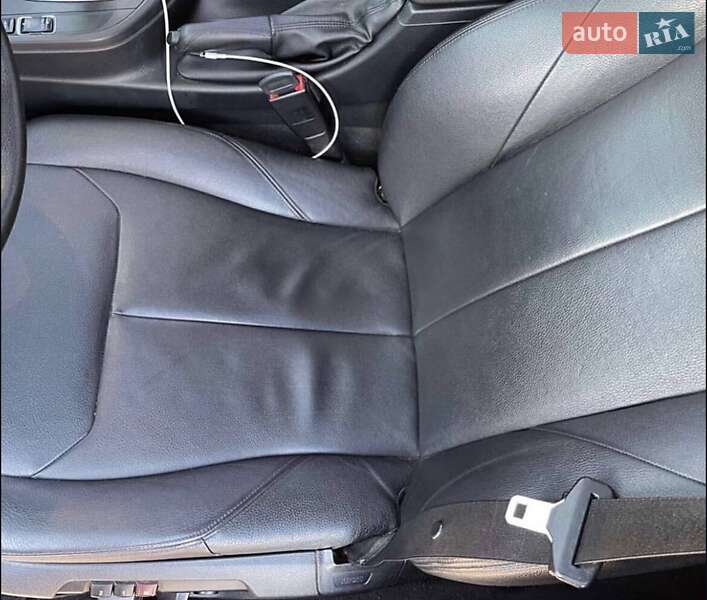 Седан BMW 3 Series 2012 в Львове