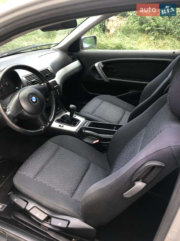 Купе BMW 3 Series 2003 в Києві
