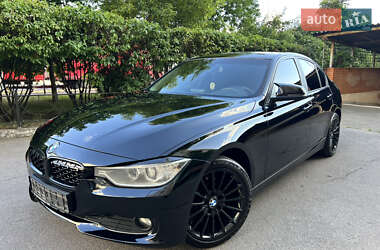 Седан BMW 3 Series 2013 в Києві