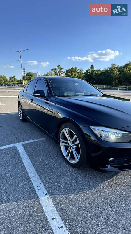 Седан BMW 3 Series 2012 в Киеве