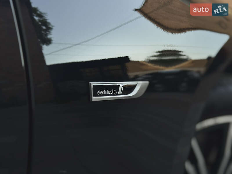 Седан BMW 3 Series 2022 в Білій Церкві