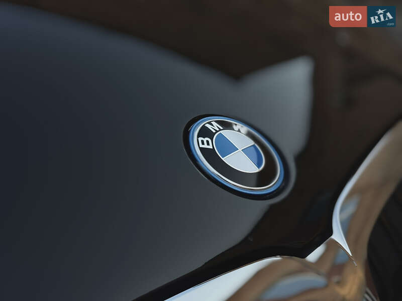 Седан BMW 3 Series 2022 в Білій Церкві