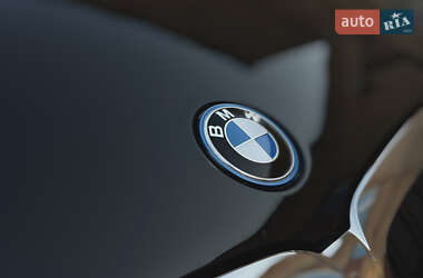Седан BMW 3 Series 2022 в 