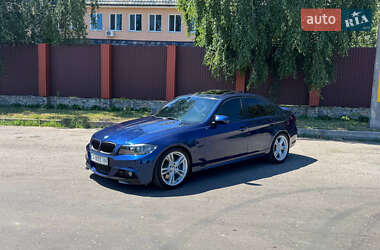 Седан BMW 3 Series 2010 в Черкасах