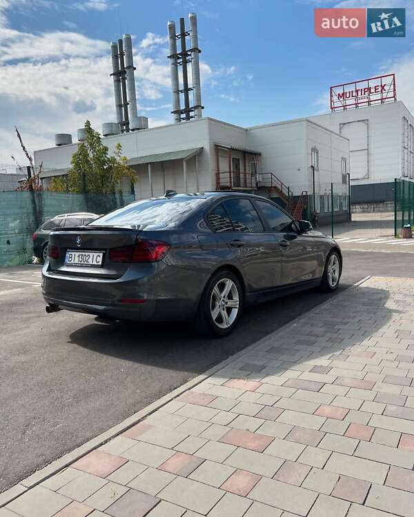 Седан BMW 3 Series 2013 в Тернополе