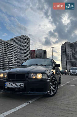 Седан BMW 3 Series 1992 в Києві