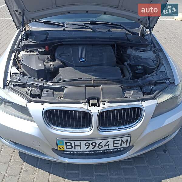 Универсал BMW 3 Series 2010 в Одессе фото 4 Универсал BMW 3 Series 2010 в Одессе
