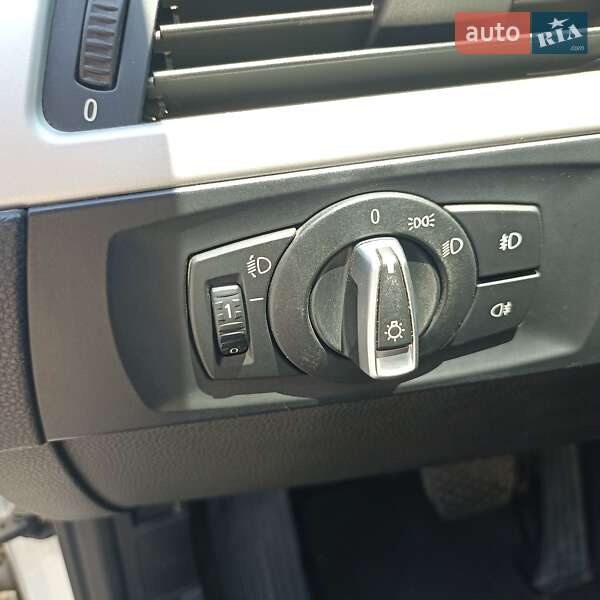 Универсал BMW 3 Series 2010 в Одессе фото 15 Универсал BMW 3 Series 2010 в Одессе