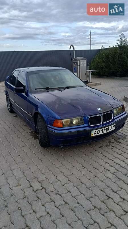 Седан BMW 3 Series 1996 в Ужгороде