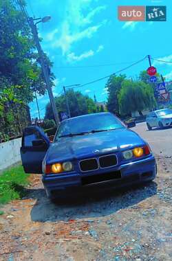 Седан BMW 3 Series 1996 в Ужгороде