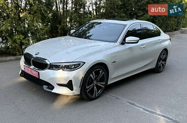 Седан BMW 3 Series 2021 в 