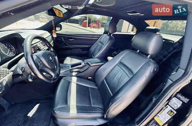 Купе BMW 3 Series 2010 в 
