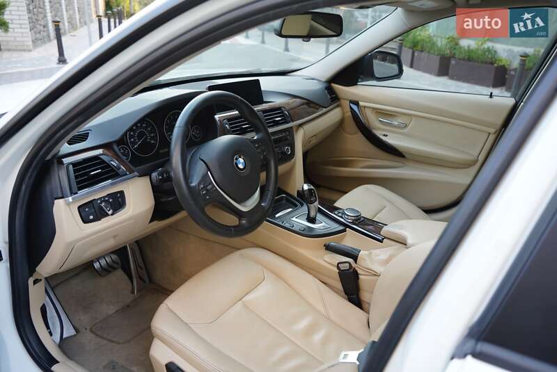 Седан BMW 3 Series 2015 в Білій Церкві