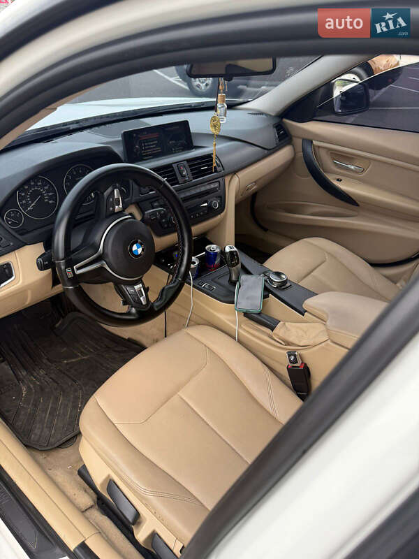 Седан BMW 3 Series 2013 в Киеве
