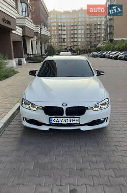 Седан BMW 3 Series 2014 в Киеве