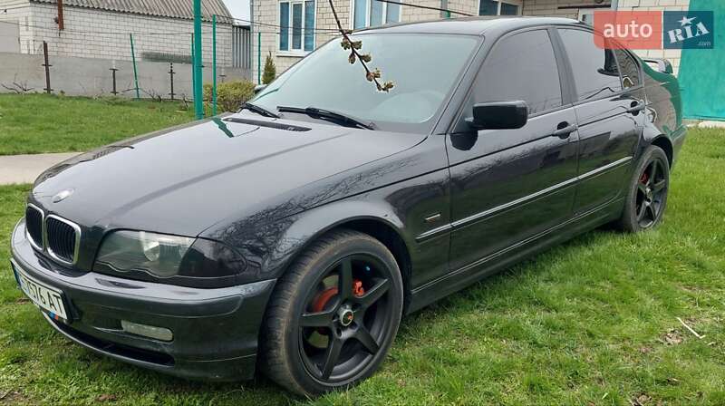 Седан BMW 3 Series 1998 в Днепре