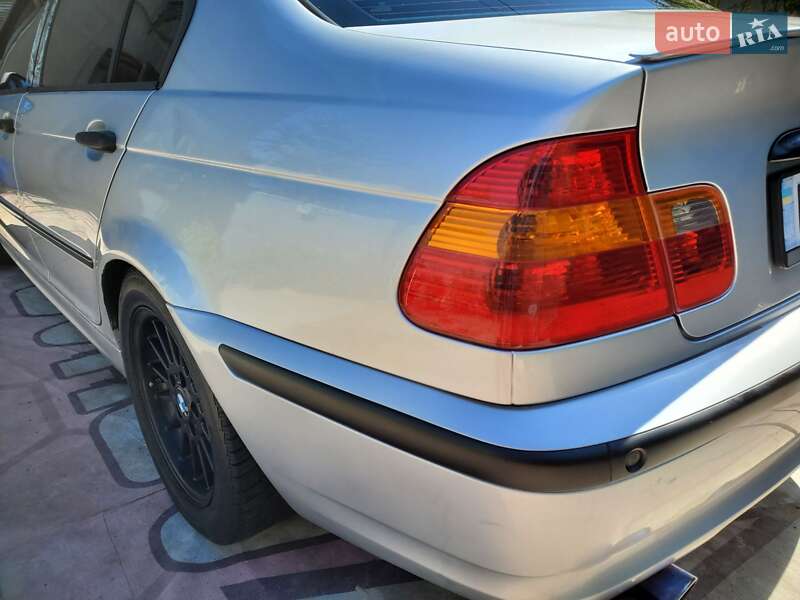 Седан BMW 3 Series 2002 в Николаеве
