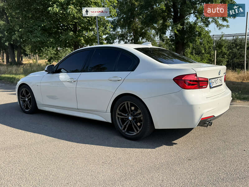 Седан BMW 3 Series 2016 в Днепре