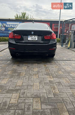 Седан BMW 3 Series 2015 в Виннице
