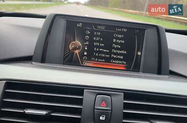 Седан BMW 3 Series 2017 в Чернигове