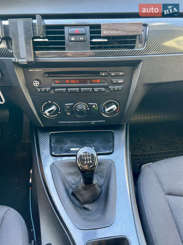 Универсал BMW 3 Series 2008 в Луцке фото 16 Универсал BMW 3 Series 2008 в Луцке