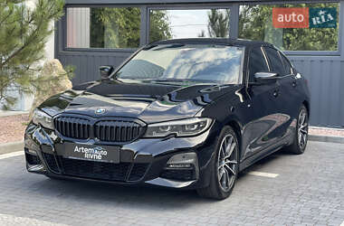 Седан BMW 3 Series 2019 в Ровно