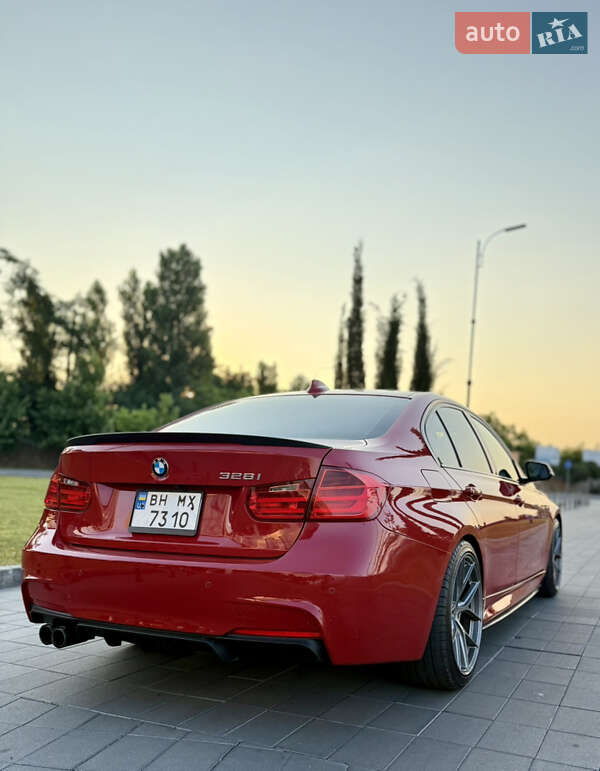 Седан BMW 3 Series 2012 в Одессе