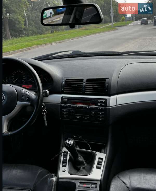 Седан BMW 3 Series 2003 в Новгород-Северском