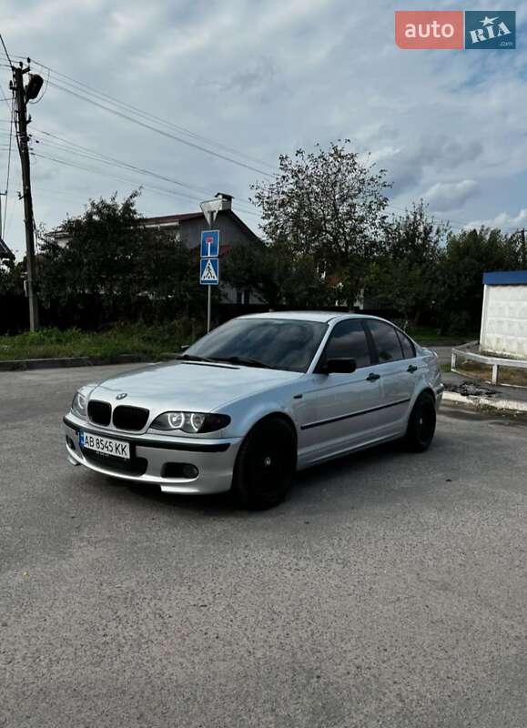 Седан BMW 3 Series 2003 в Новгород-Северском