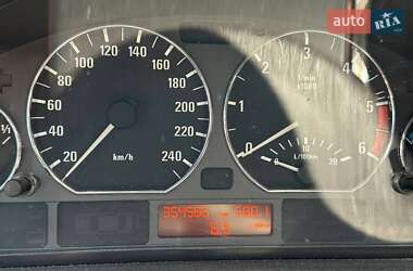 Універсал BMW 3 Series 2003 в  фото 31 Універсал BMW 3 Series 2003 в