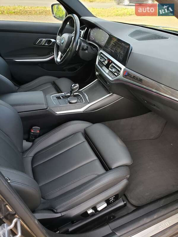 Седан BMW 3 Series 2019 в Коломиї