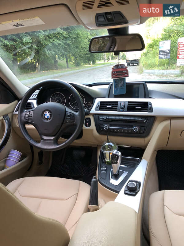 Седан BMW 3 Series 2014 в Ровно фото 4 Седан BMW 3 Series 2014 в Ровно