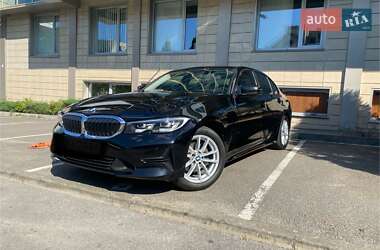 Седан BMW 3 Series 2020 в Києві